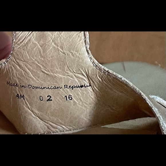 Jack Rogers Gold Willa Sandals size 9 - Picture 5 of 6